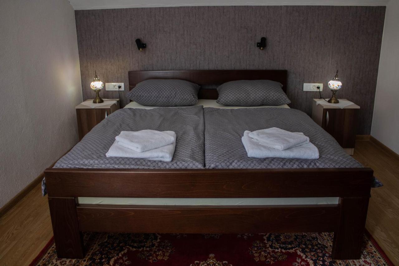 Holiday Residence Buric Visoko Buitenkant foto